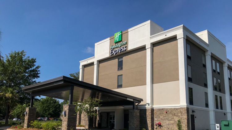 Holiday Inn Express Statesboro Exterior