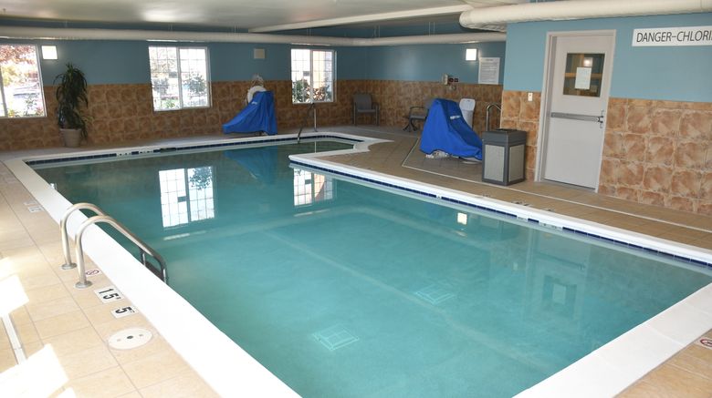 <b>Holiday Inn Express Evanston Pool</b>. Images powered by <a href="https://www.leonardoworldwide.com/" title="Leonardo Worldwide" target="_blank">Leonardo</a>.