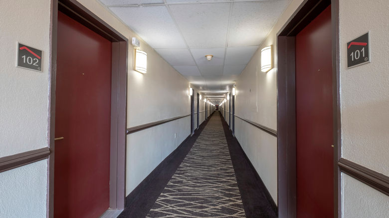 <b>Red Roof Inn Warrenton Lobby</b>. Images powered by <a href="https://www.leonardoworldwide.com/" title="Leonardo Worldwide" target="_blank">Leonardo</a>.