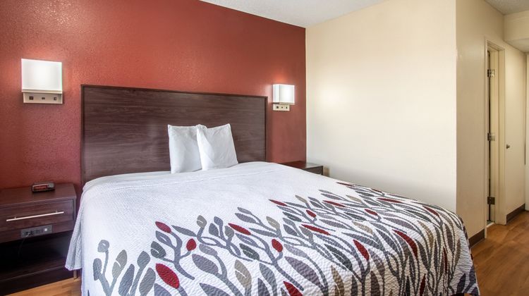 Red Roof Inn El Paso West Room