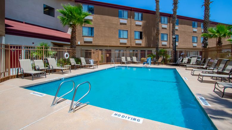 <b>Red Roof Inn El Paso West Pool</b>. Images powered by <a href="https://www.leonardoworldwide.com/" title="Leonardo Worldwide" target="_blank">Leonardo</a>.