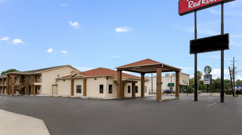 <b>Red Roof Inn Houston - Spring North Exterior</b>. Images powered by <a href="https://www.leonardoworldwide.com/" title="Leonardo Worldwide" target="_blank">Leonardo</a>.