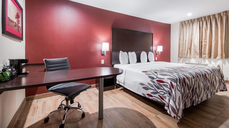 <b>Red Roof Inn Houston - Spring North Room</b>. Images powered by <a href="https://www.leonardoworldwide.com/" title="Leonardo Worldwide" target="_blank">Leonardo</a>.