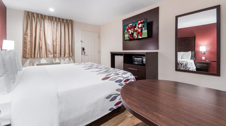 <b>Red Roof Inn Houston - Spring North Room</b>. Images powered by <a href="https://www.leonardoworldwide.com/" title="Leonardo Worldwide" target="_blank">Leonardo</a>.