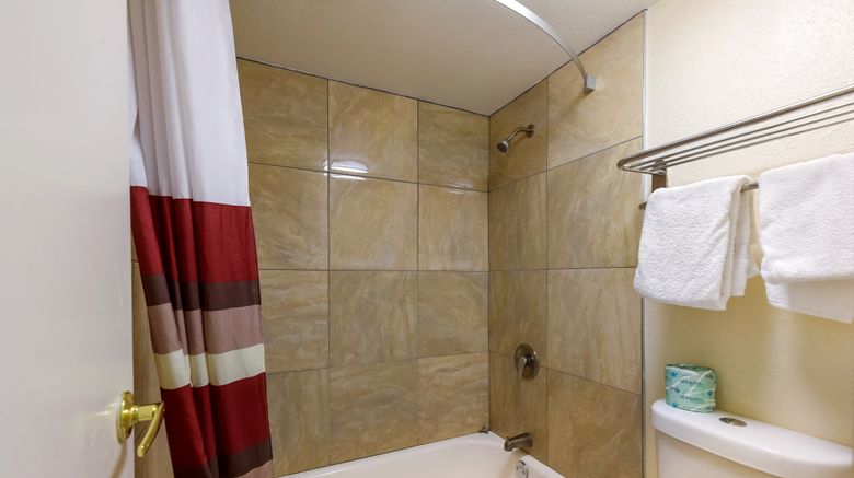 <b>Red Roof Inn Plano Room</b>. Images powered by <a href="https://www.leonardoworldwide.com/" title="Leonardo Worldwide" target="_blank">Leonardo</a>.