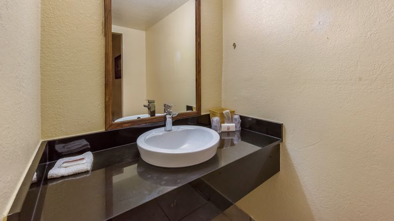 <b>Red Roof Inn Plano Room</b>. Images powered by <a href="https://www.leonardoworldwide.com/" title="Leonardo Worldwide" target="_blank">Leonardo</a>.
