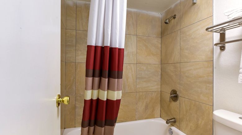 <b>Red Roof Inn Plano Room</b>. Images powered by <a href="https://www.leonardoworldwide.com/" title="Leonardo Worldwide" target="_blank">Leonardo</a>.
