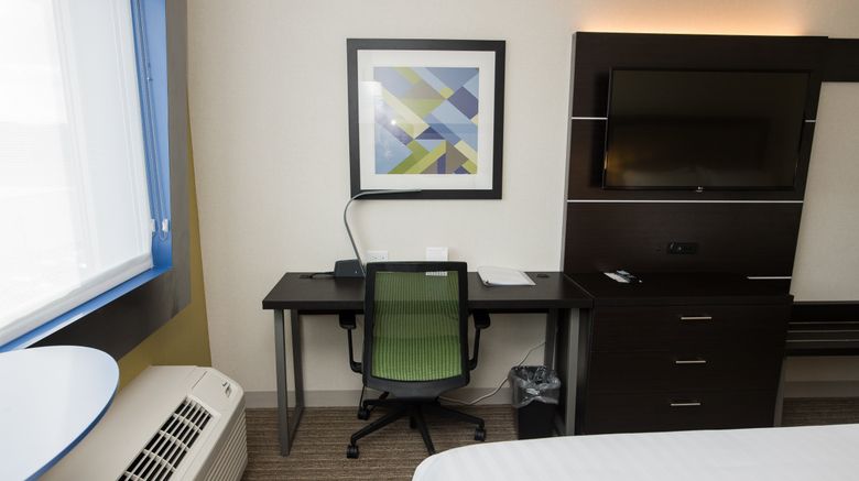 <b>Holiday Inn Express & Suites Marietta Room</b>. Images powered by <a href="https://www.leonardoworldwide.com/" title="Leonardo Worldwide" target="_blank">Leonardo</a>.