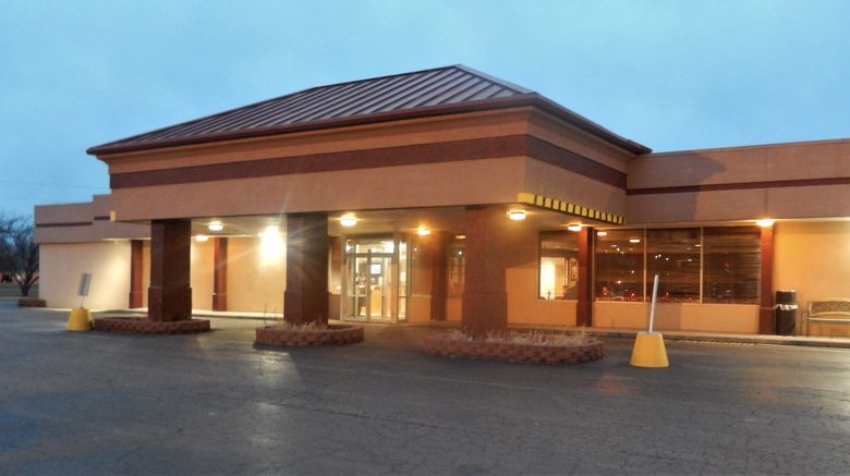 <b>Red Roof Inn Ashtabula-Austinburg Exterior</b>. Images powered by <a href="https://www.leonardoworldwide.com/" title="Leonardo Worldwide" target="_blank">Leonardo</a>.