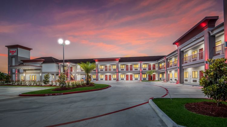 Red Roof Inn Baytown Exterior