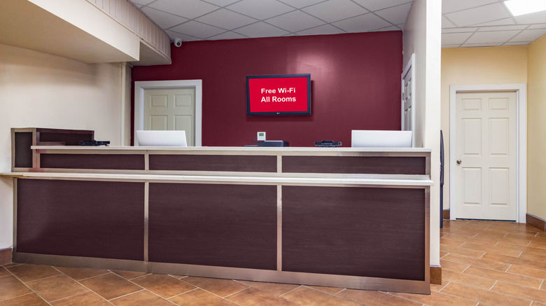 <b>Red Roof Inn Perrysburg Lobby</b>. Images powered by <a href="https://www.leonardoworldwide.com/" title="Leonardo Worldwide" target="_blank">Leonardo</a>.