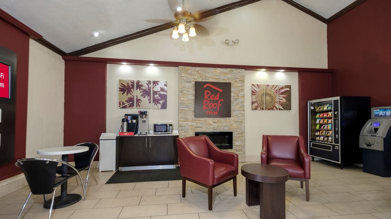 <b>Red Roof Inn New Orleans - Westbank Lobby</b>. Images powered by <a href="https://www.leonardoworldwide.com/" title="Leonardo Worldwide" target="_blank">Leonardo</a>.