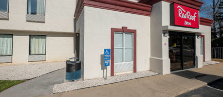 Red Roof Inn Raleigh North-Crabtree Mall Exterior