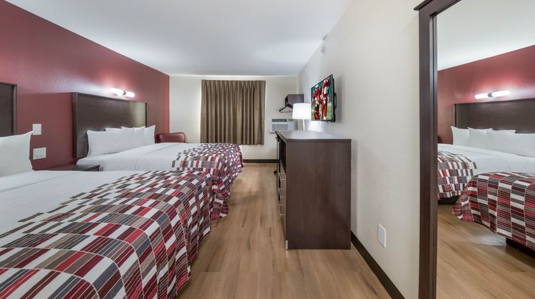 Red Roof Inn & Suites Denton Room