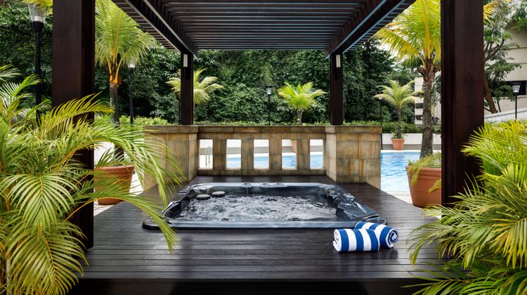 Copthorne King's Hotel Singapore Pool