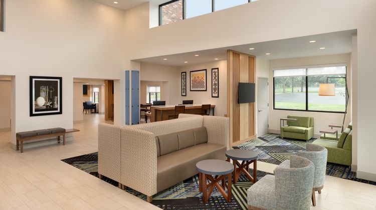 Holiday Inn  Express Plattsburgh Lobby