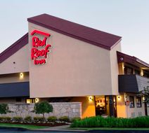 Red Roof Inn Edison Exterior