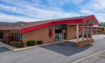 Red Roof Inn Marion, VA