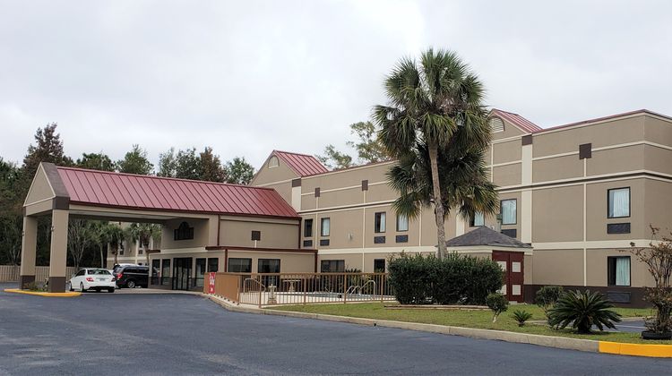 Red Roof Inn Moss Point Exterior