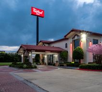 Red Roof Inn Houston North FM1960 & I-45 Exterior