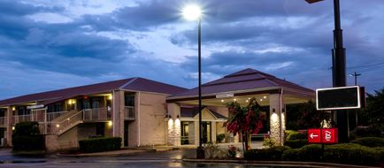 Red Roof Inn Gadsden Exterior