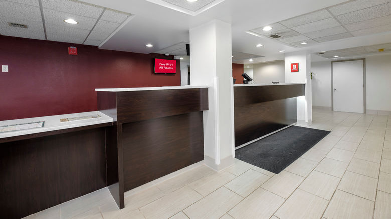 <b>Red Roof Inn Gadsden Lobby</b>. Images powered by <a href="https://www.leonardoworldwide.com/" title="Leonardo Worldwide" target="_blank">Leonardo</a>.