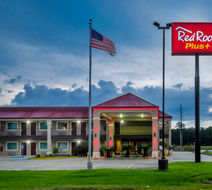 Red Roof PLUS+ Hammond Exterior