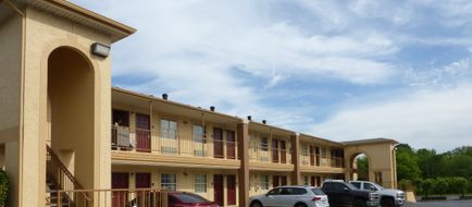 Red Roof Inn Columbia, TN Exterior