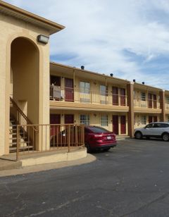 Red Roof Inn Columbia, TN