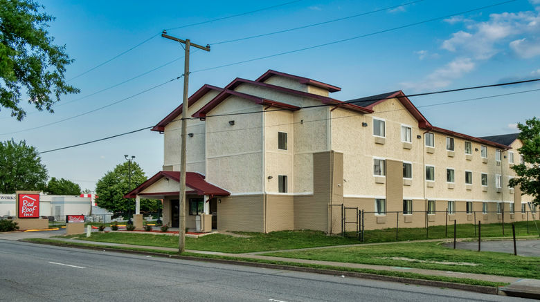<b>Red Roof Inn Norfolk - Portsmouth Exterior</b>. Images powered by <a href="https://www.leonardoworldwide.com/" title="Leonardo Worldwide" target="_blank">Leonardo</a>.