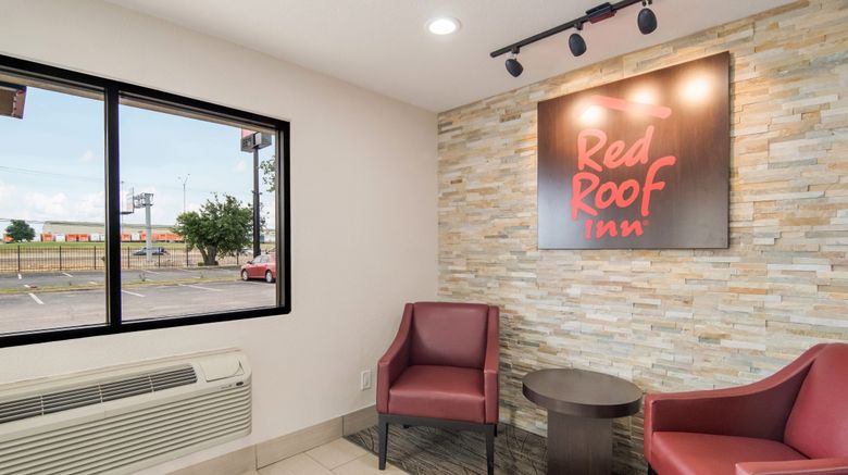 <b>Red Roof Inn Fort Worth South Lobby</b>. Images powered by <a href="https://www.leonardoworldwide.com/" title="Leonardo Worldwide" target="_blank">Leonardo</a>.