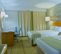 Holiday Inn Harare Room