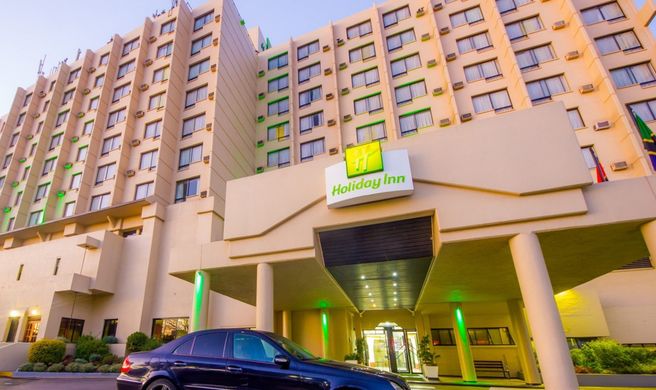 Holiday Inn Harare Exterior