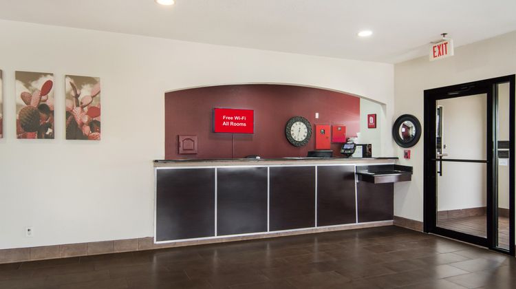Red Roof Inn Fort Worth - Saginaw Lobby