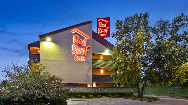 <b>Red Roof Inn Louisville Expo Airport Exterior</b>. Images powered by <a href="https://www.leonardoworldwide.com/" title="Leonardo Worldwide" target="_blank">Leonardo</a>.