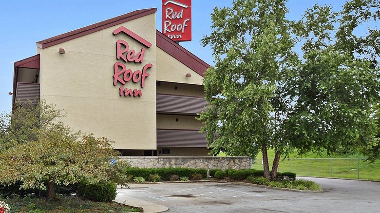 <b>Red Roof Inn Louisville Expo Airport Exterior</b>. Images powered by <a href="https://www.leonardoworldwide.com/" title="Leonardo Worldwide" target="_blank">Leonardo</a>.