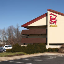 Red Roof PLUS+ Philadelphia Airport