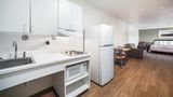 HomeTowne Studios St Louis Airport/ N Suite