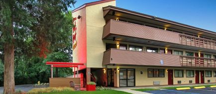 Red Roof PLUS+ Atlanta - Buckhead Exterior
