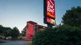 Red Roof PLUS+ St Louis Forest Park Exterior