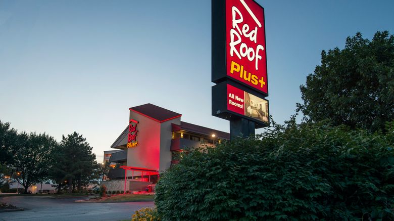 <b>Red Roof PLUS+ St Louis Forest Park Exterior</b>. Images powered by <a href="https://www.leonardoworldwide.com/" title="Leonardo Worldwide" target="_blank">Leonardo</a>.