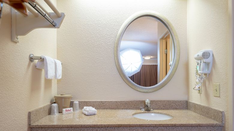 <b>Red Roof Inn Chesapeake Conference Ctr Room</b>. Images powered by <a href="https://www.leonardoworldwide.com/" title="Leonardo Worldwide" target="_blank">Leonardo</a>.