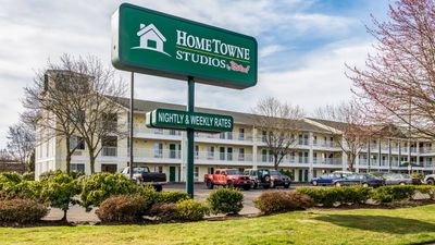 HomeTowne Studios Eugene - Springfield