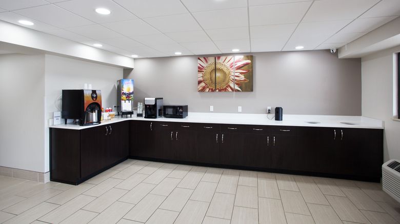 <b>Red Roof PLUS+ Nashville S - Fairgrounds Restaurant</b>. Images powered by <a href="https://www.leonardoworldwide.com/" title="Leonardo Worldwide" target="_blank">Leonardo</a>.