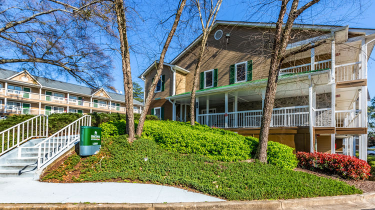 HomeTowne Studios Atlanta Norcross Down Exterior