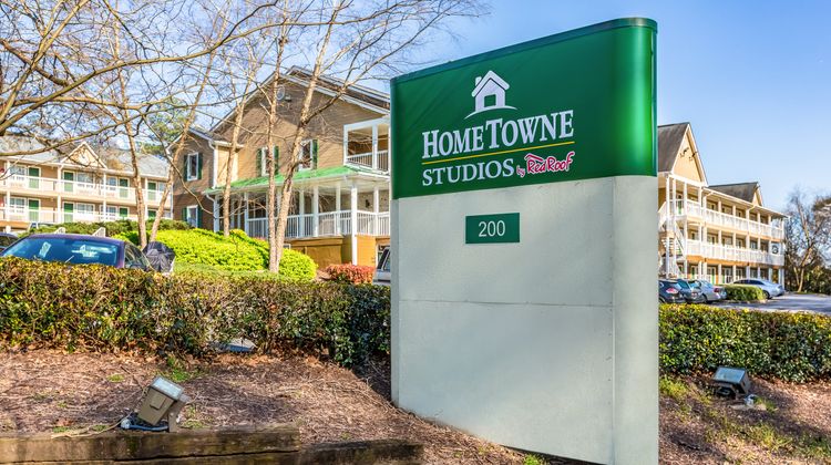 HomeTowne Studios Atlanta Norcross Down Exterior