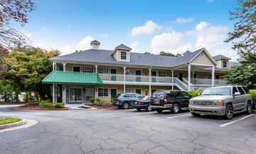 HomeTowne Studios Atlanta-Lawrenceville