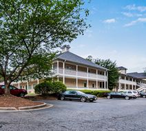 HomeTowne Studios Atlanta-Lawrenceville Exterior