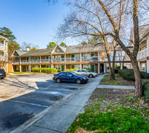HomeTowne Studios Atlanta Norcross Down Exterior