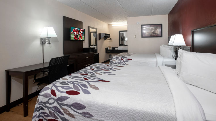 Red Roof Inn Champaign - University Room